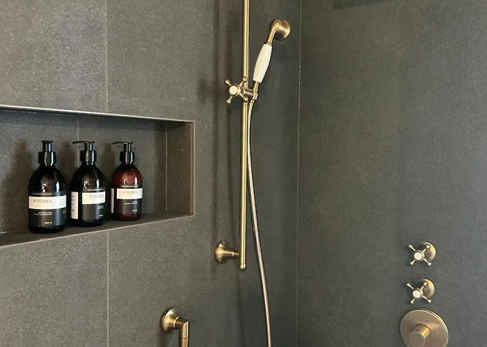 Alojamento de Acomodação e Pequeno-almoço Il Glicine - Natural